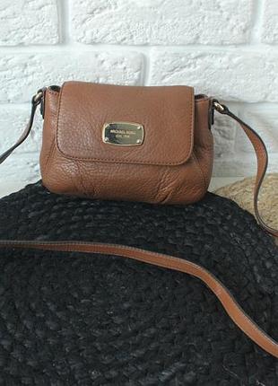 Michael kors сумка через плечо. натуральная кожа