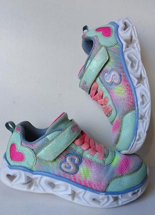 Кросівки skechers  30 розмір