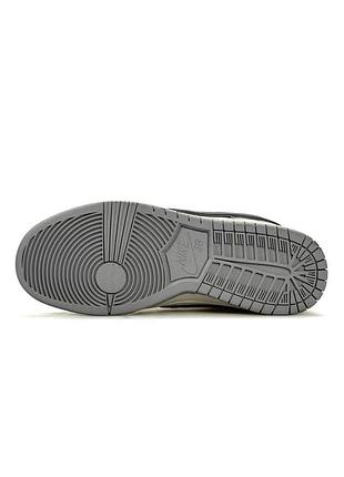 Nike sb dunk low x kaws grey beige 6