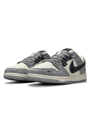 Nike sb dunk low x kaws grey beige 3