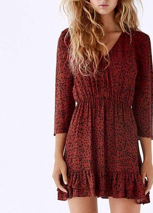 Коротка сукня жіноча з терракотово-чорним візерунком zara з віскози, на резинці з рюшами.