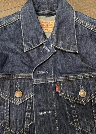 Джинсовая жилетка от levis3 фото