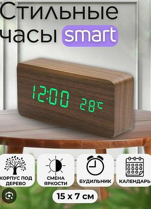 Электронные настольные часы 2