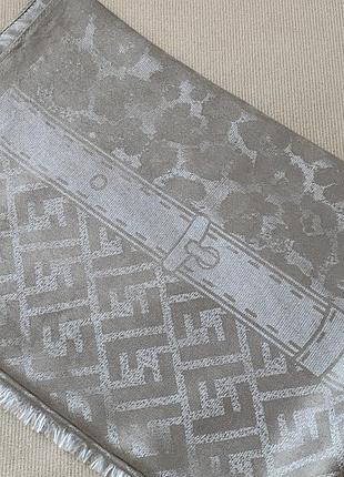 Палантин fendi 50% шовк 50% вовна made in italy 70,5×193