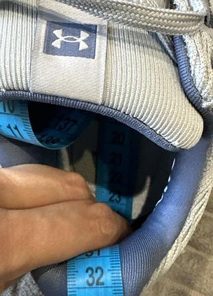 Жіночі кросівки under armour 6