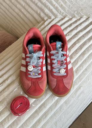 Кросівки adidas
