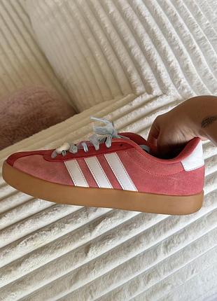 Кросівки adidas 3