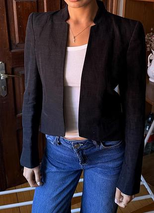 Укороченний жакет massimo dutti