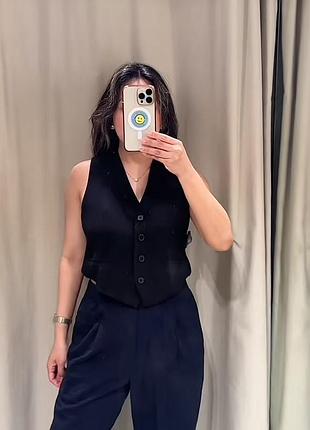 Невероятный жилет zara