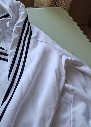 Кофта бренду adidas в ідеальному стані 4