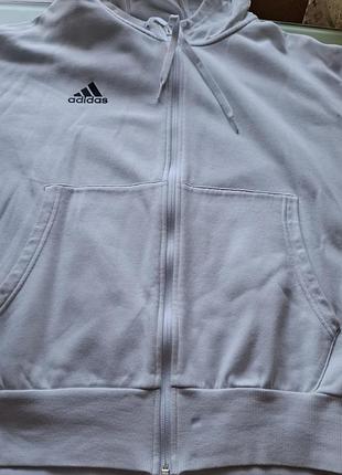 Кофта бренду adidas в ідеальному стані