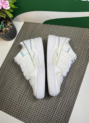 Оригінальні кросівки adidas 7