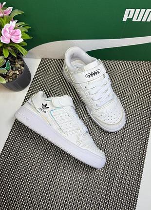 Оригинальные кроссовки adidas