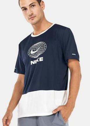 Спортивна футболка nike р. s