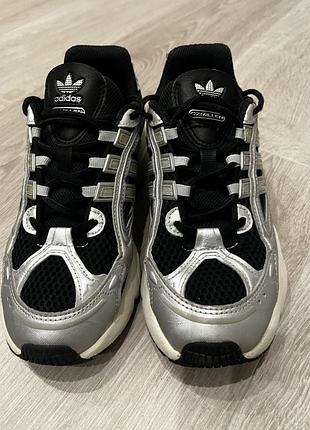 Кросівки adidas ozmillen оригінал 2