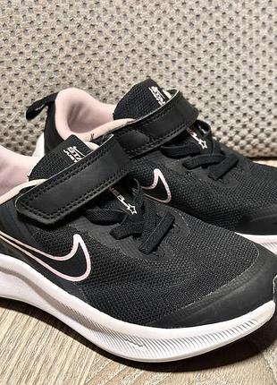Оригінальні кросівки nike