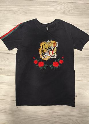 👕 стильная черная футболка с вышивкой «тигр и розы» (размер l)
