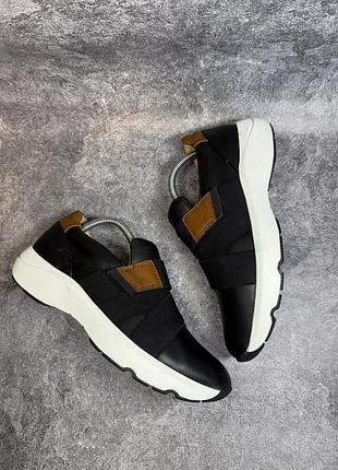 Оригінальні кросівки шкіряні clark's 2