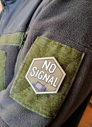 Шеврон no signal 3