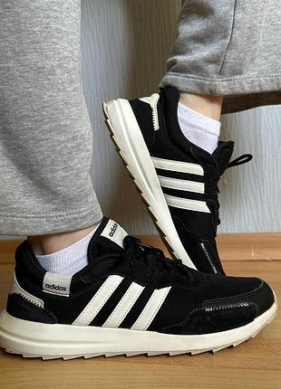 Кросівки adidas 2