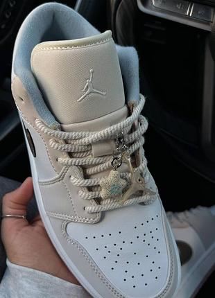 Air jordan low premium 4