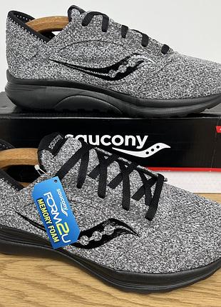 Нові оригінальні кросівки saucony kineta relay