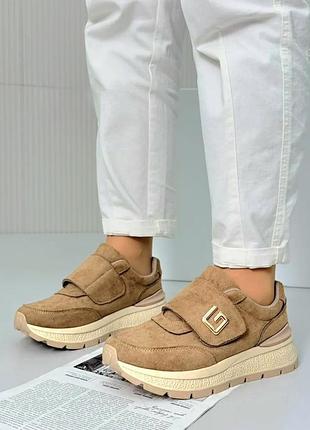 Женские кроссовки 7