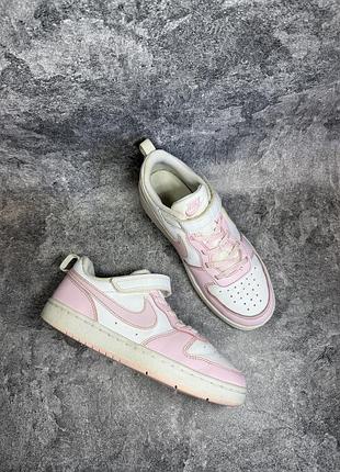 Оригінальні кросівки на липучці nike