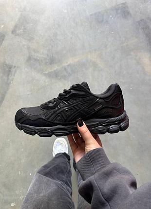 Зимние женские кроссовки asics gel-nyc black winter termo ассикс черного цвета термо