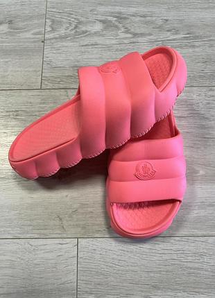 Шльопанці moncler 2