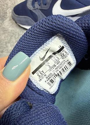 Оригінальні кросівки nike 9
