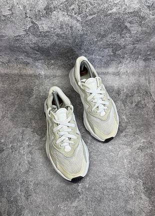 Оригінальні кросівки adidas 3