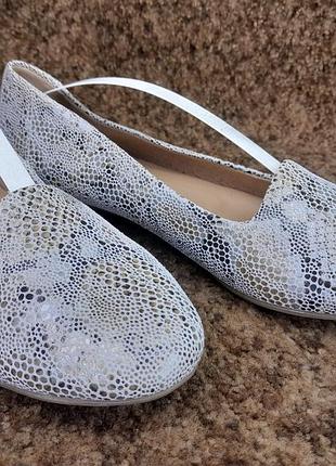 Туфлі-балетки жіночі lasocki 36 розмір.