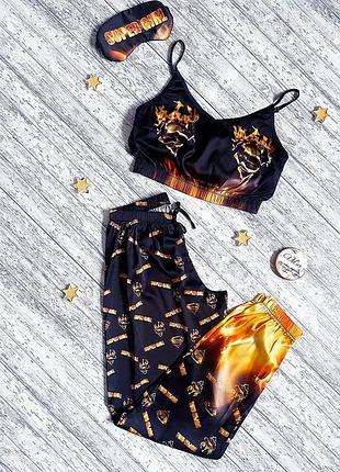 Шелковая пижама с принтом super girl