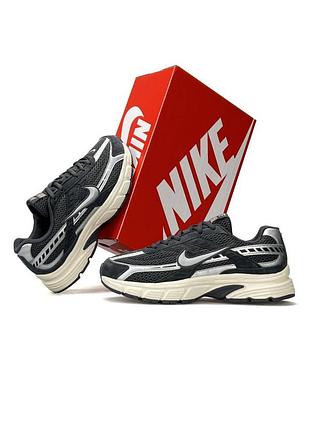 Nike initiator dark grey beige 9