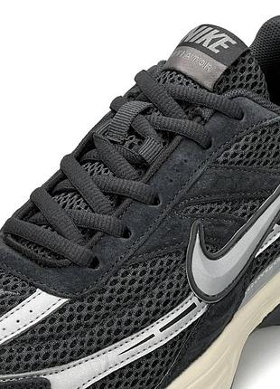 Nike initiator dark grey beige 6