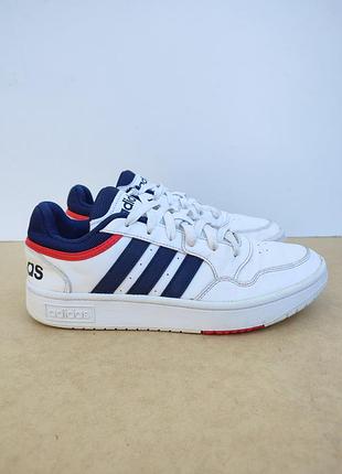 Стильні кросівки adidas