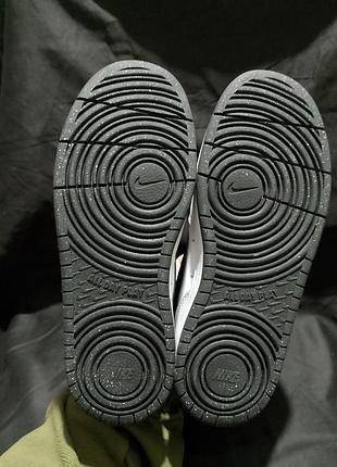 Nike court borough low 8