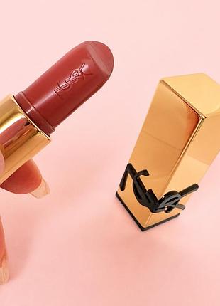 Помада нюдова люкс yves saint laurent rouge pur couture lipstick nm nu muse