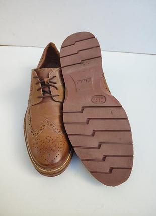 Стильні шкіряні туфлі clarks 6