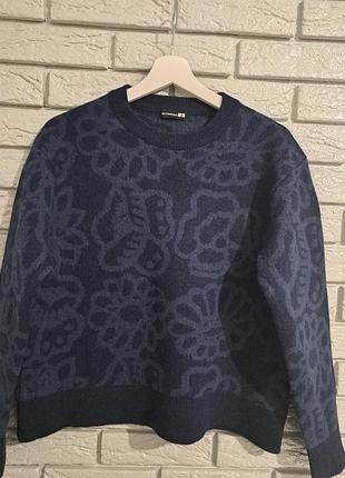 Светр uniqlo