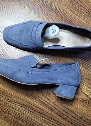 Жіночі замшеві лофери made in spain, р. 38, устілка 25 см