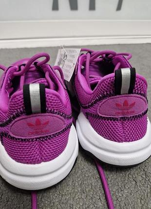 Кросівки adidas 35-36 р. 3