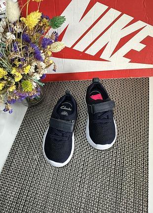 Оригинальные кроссовки clarks 4