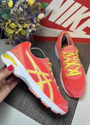 Оригинальные кроссовки asics