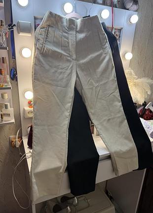 Класичні брюки zara чорні і беж