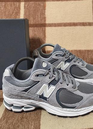 Кроссовки new balance 2002r