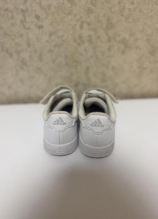 Кросівки adidas 2