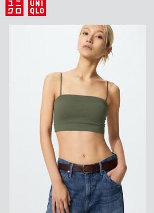 Топ uniqlo з вбудованими чашечками