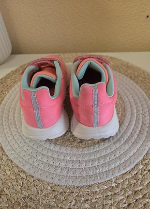 Кроссовки adidas на девочку 3